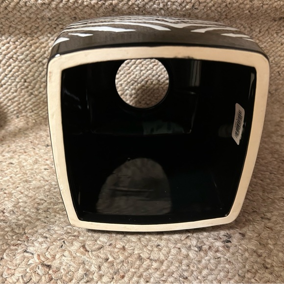 Black and White Zebra Ceramic Box Cover - Picture 6 of 8